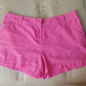 Pink Vineyard Vines shorts